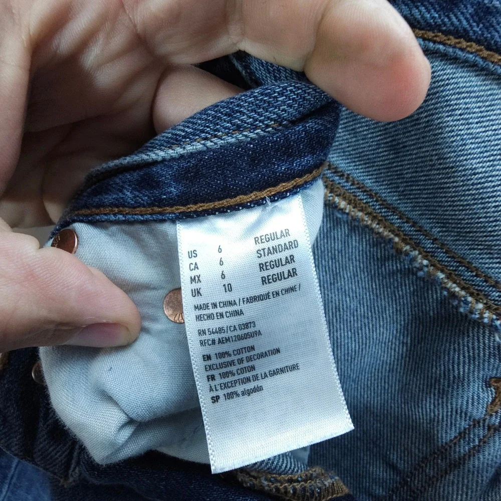 American Eagle Mom Jeans Womens 29 Blue‎ Y2K Tapered High Rise Button Fly Denim